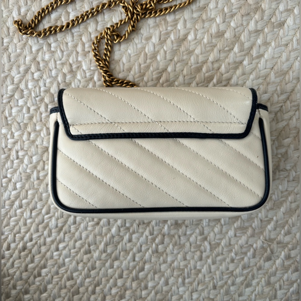 GUCCI Mini Marmont - Picture 5 of 9